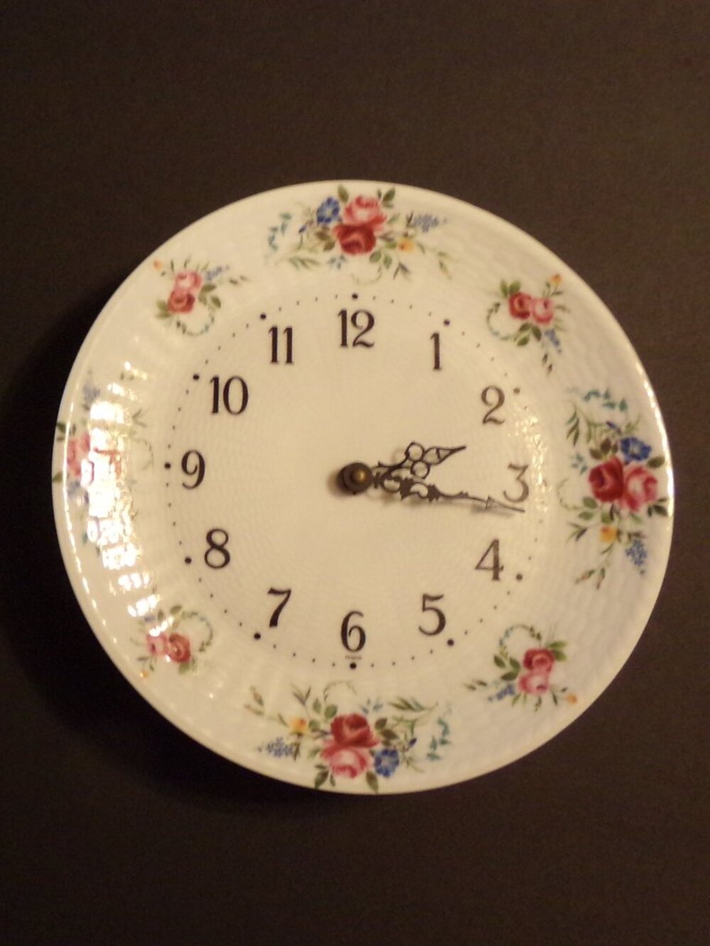 Limoges Porcelain Wall Clock Decor Numbers Roses Flowers White 9.75'' Battery